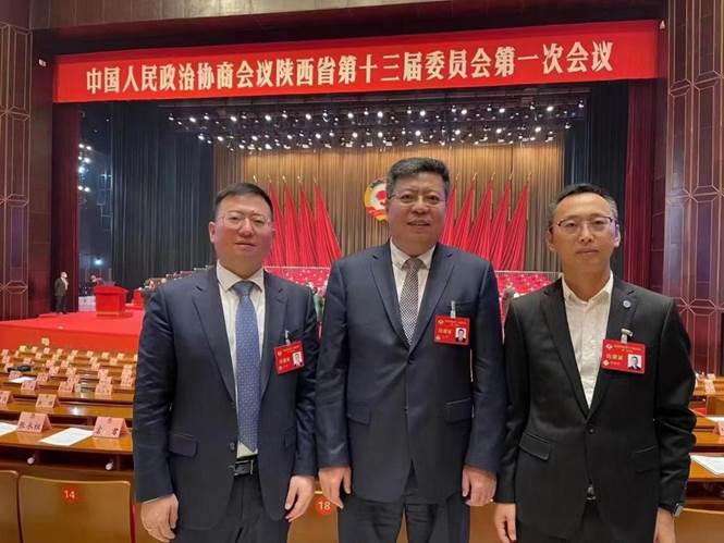 bwin必赢唯一官网和美国德克萨斯大学阿灵顿分校合作举办高级管理人员工商管理硕士（EMBA）学位教育项目5位同学当选政协陕西省第十三届委员会委员
